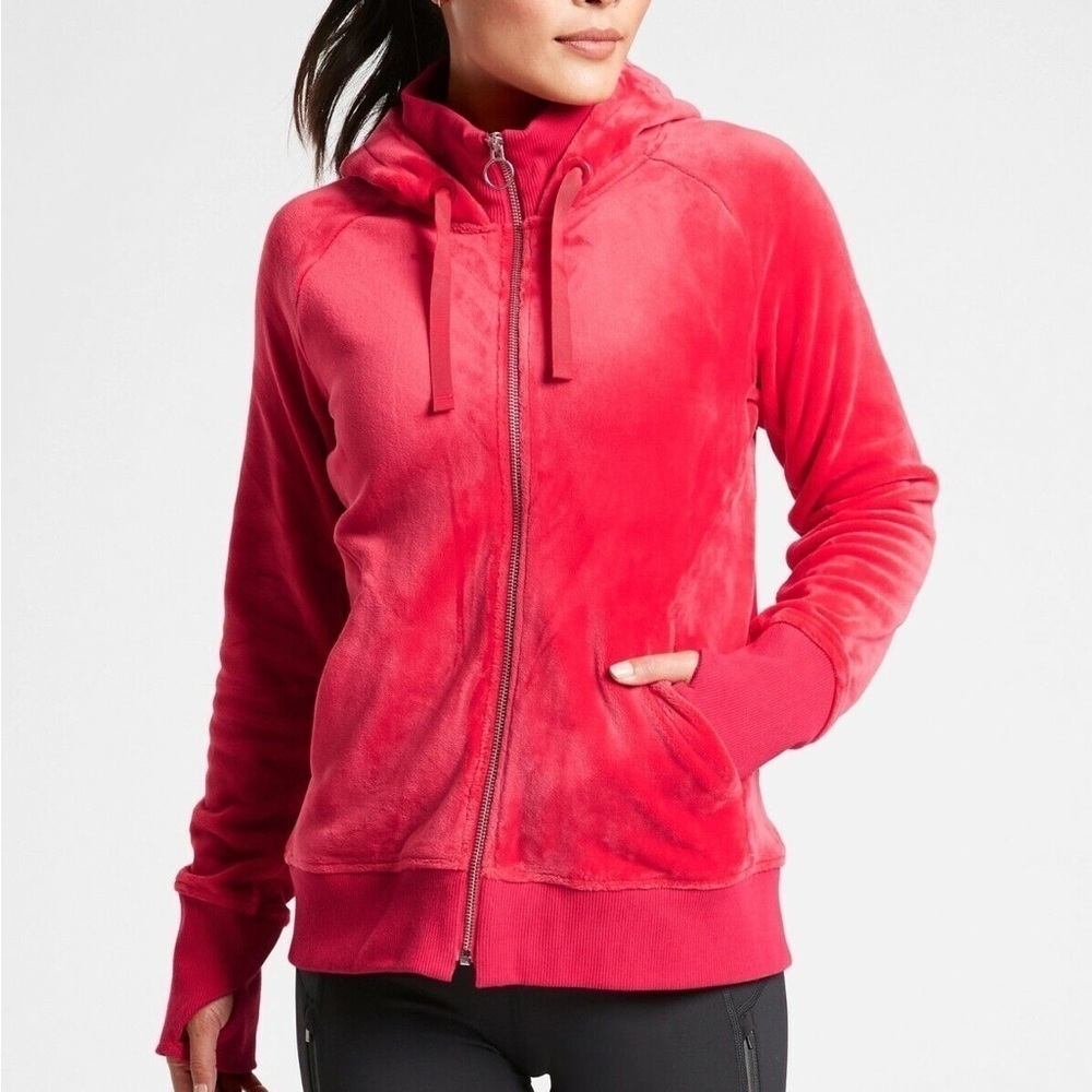 Athleta Triumph Hoodie in Double Cozy Karma Hibiscus Red